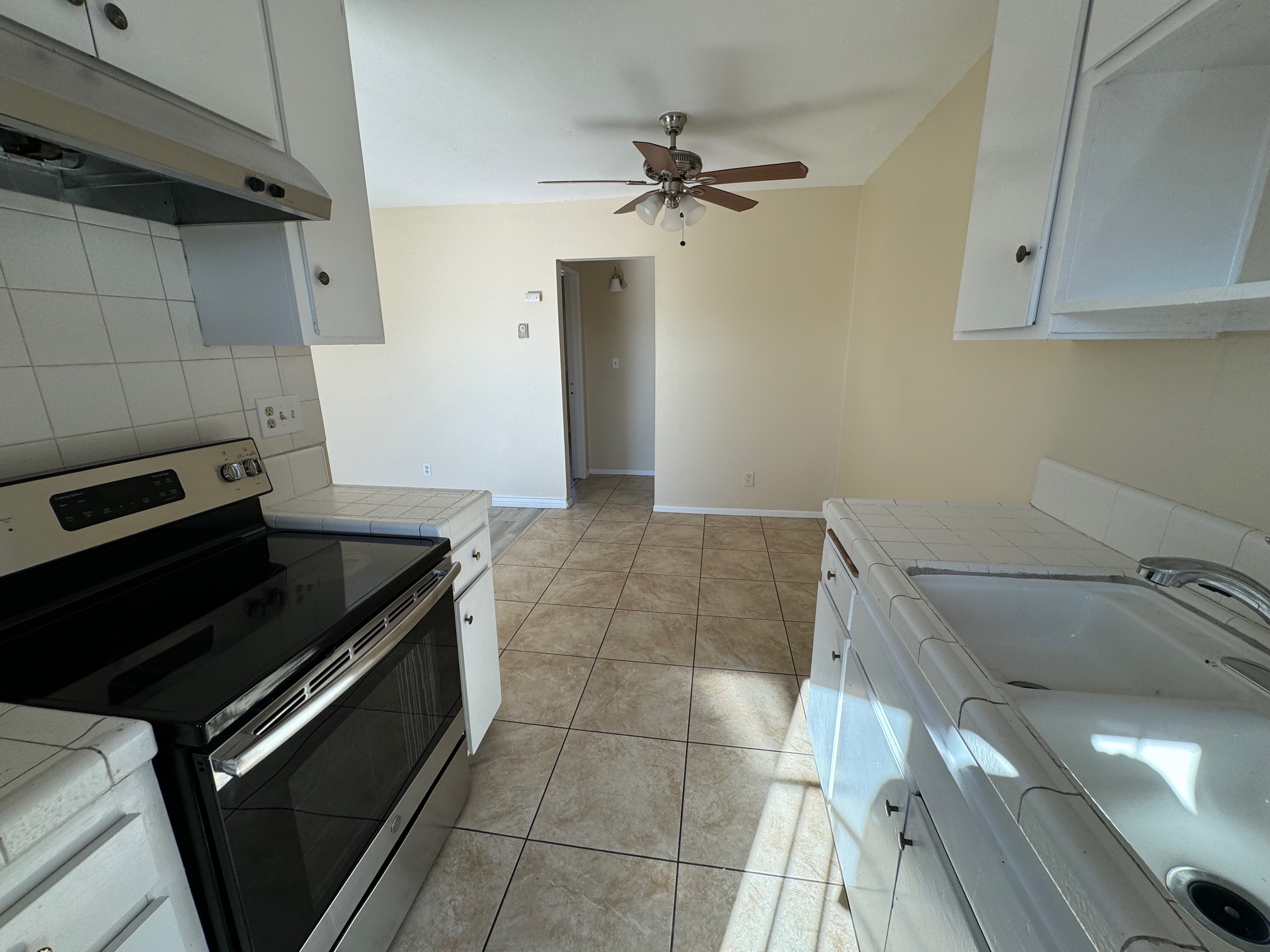 4049 36th St - 8