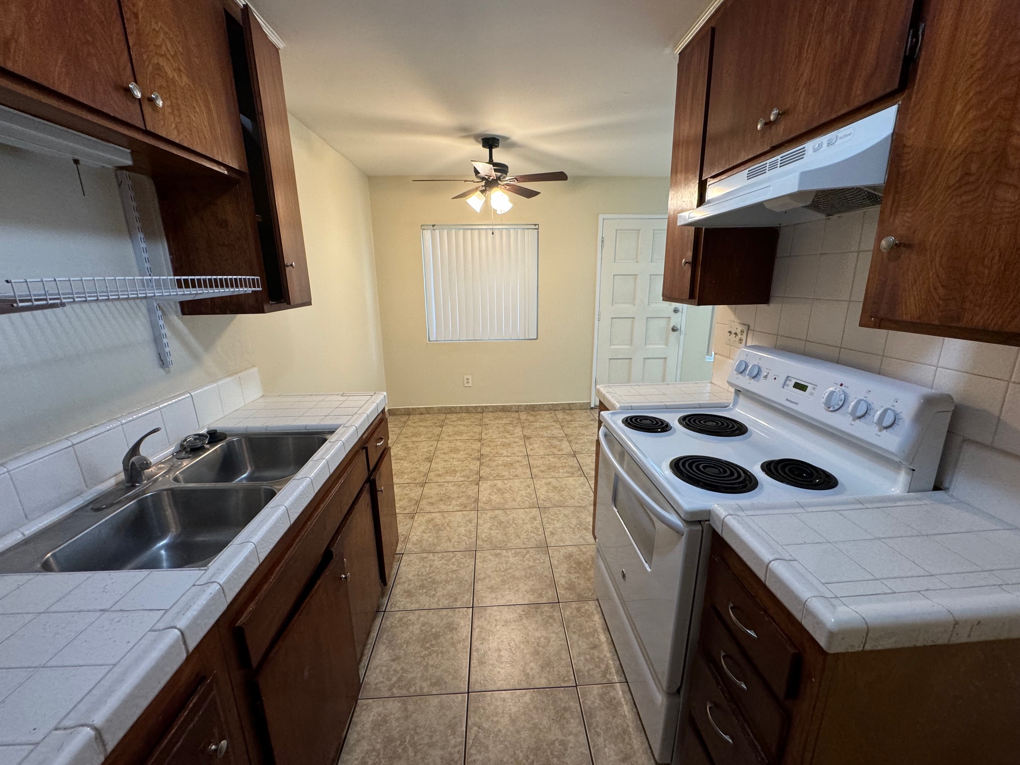4049 36th St - 1